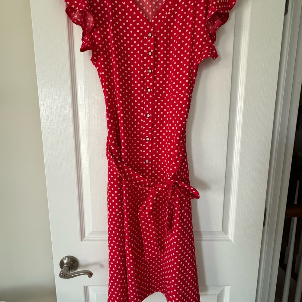 Red & White Light/Breezy Button Polka Dot Dress Size Large (ties around waist) - Picture 9 of 10